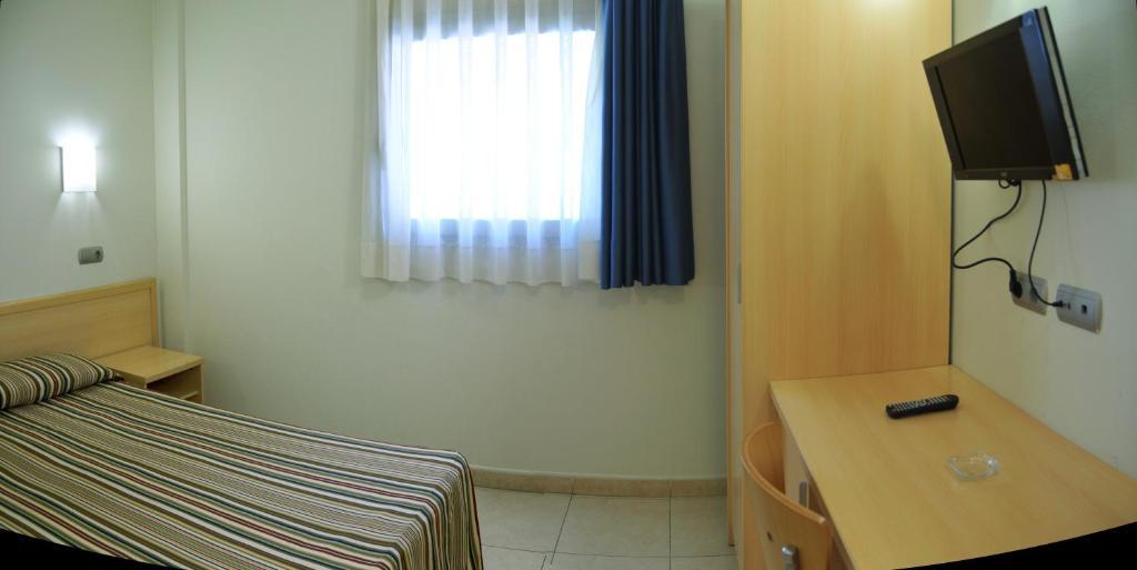 Hotel Blauet By Bossh Hotels El Prat de Llobregat Extérieur photo