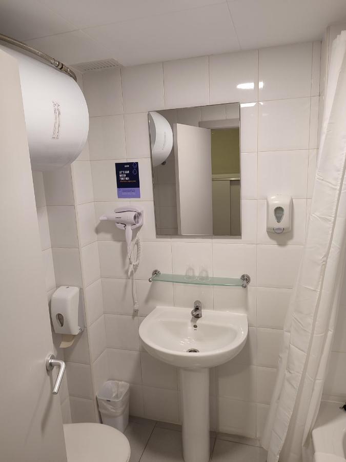 Hotel Blauet By Bossh Hotels El Prat de Llobregat Extérieur photo
