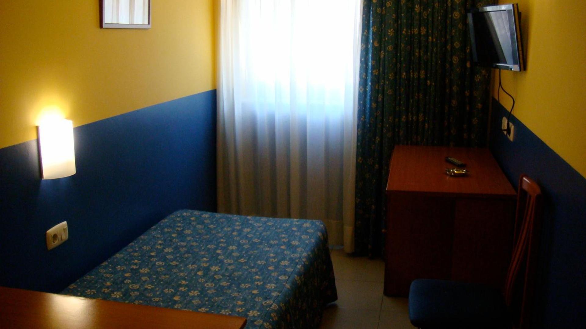 Hotel Blauet By Bossh Hotels El Prat de Llobregat Extérieur photo