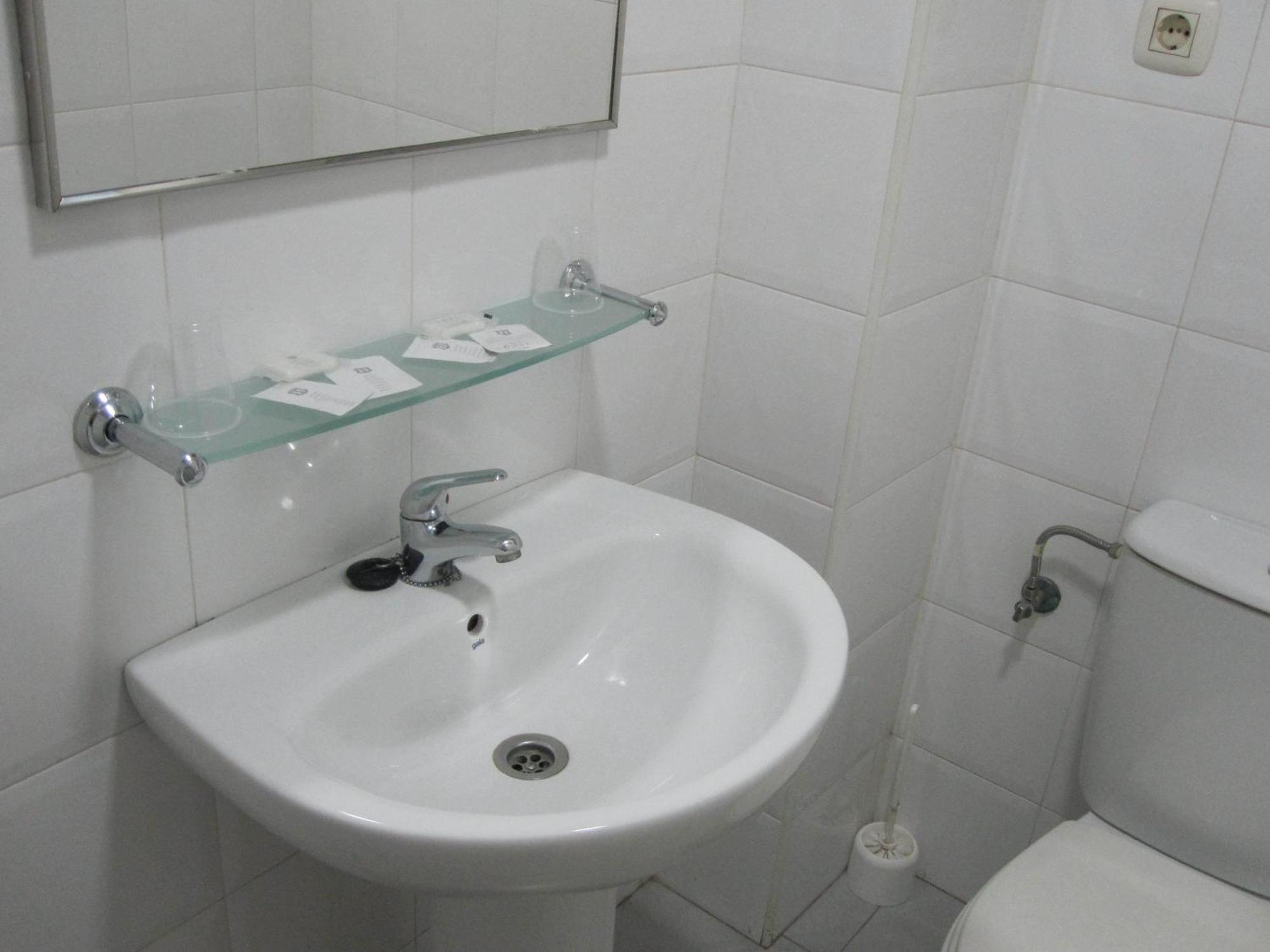 Hotel Blauet By Bossh Hotels El Prat de Llobregat Extérieur photo