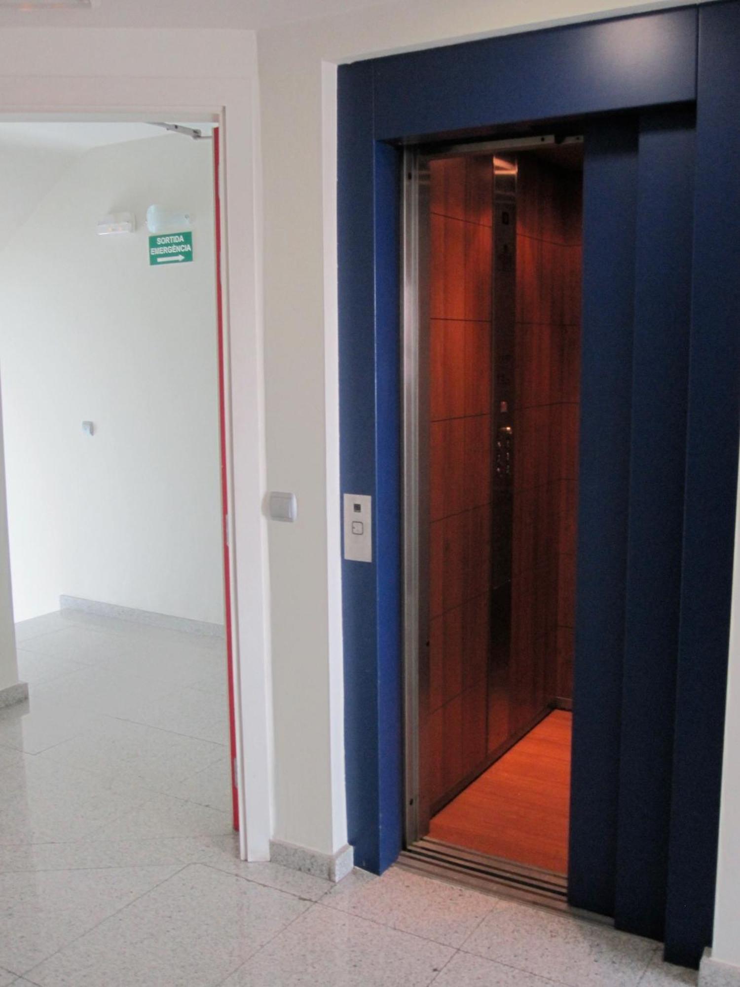 Hotel Blauet By Bossh Hotels El Prat de Llobregat Extérieur photo